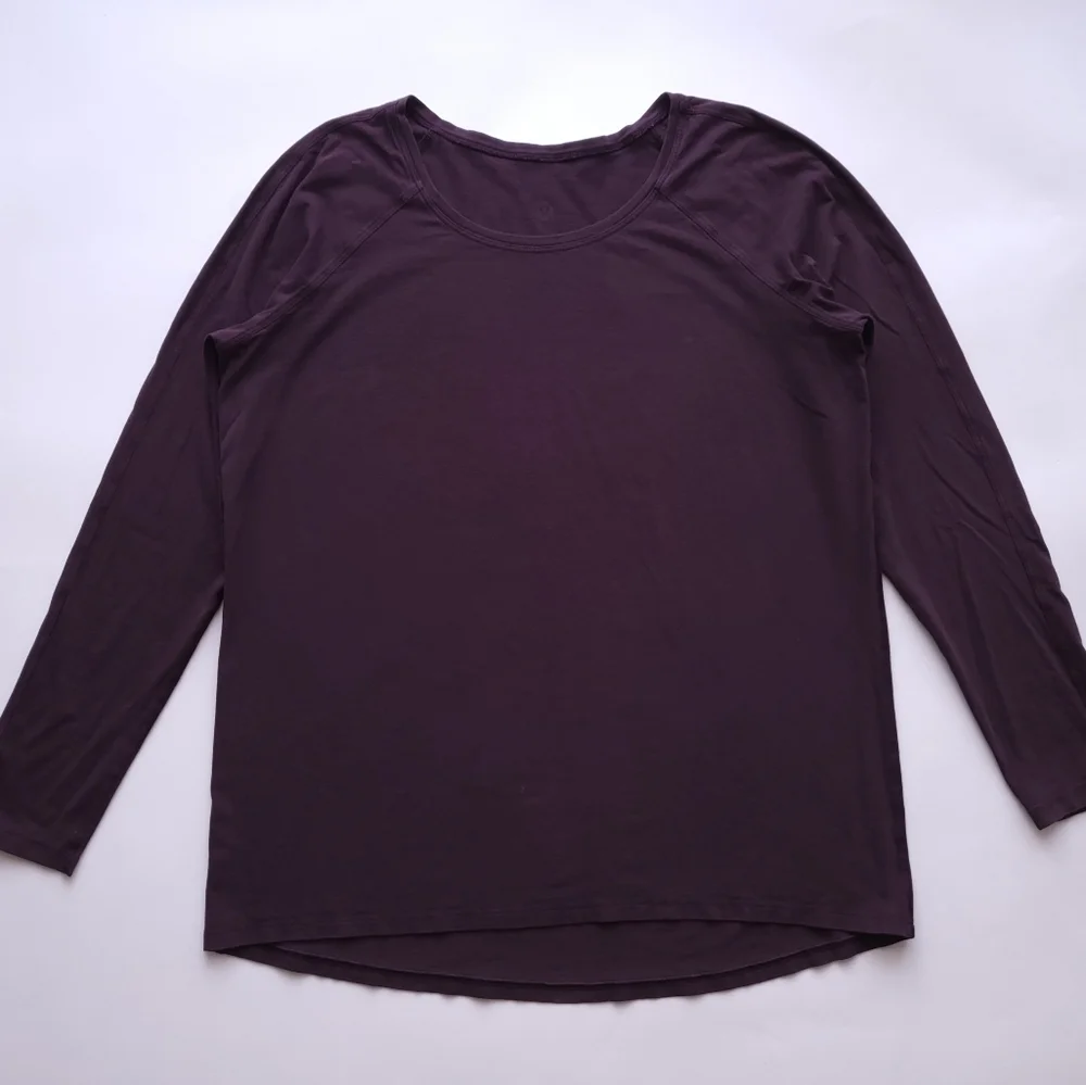Lululemon Emerald Long Sleeve - Picture 3 of 13